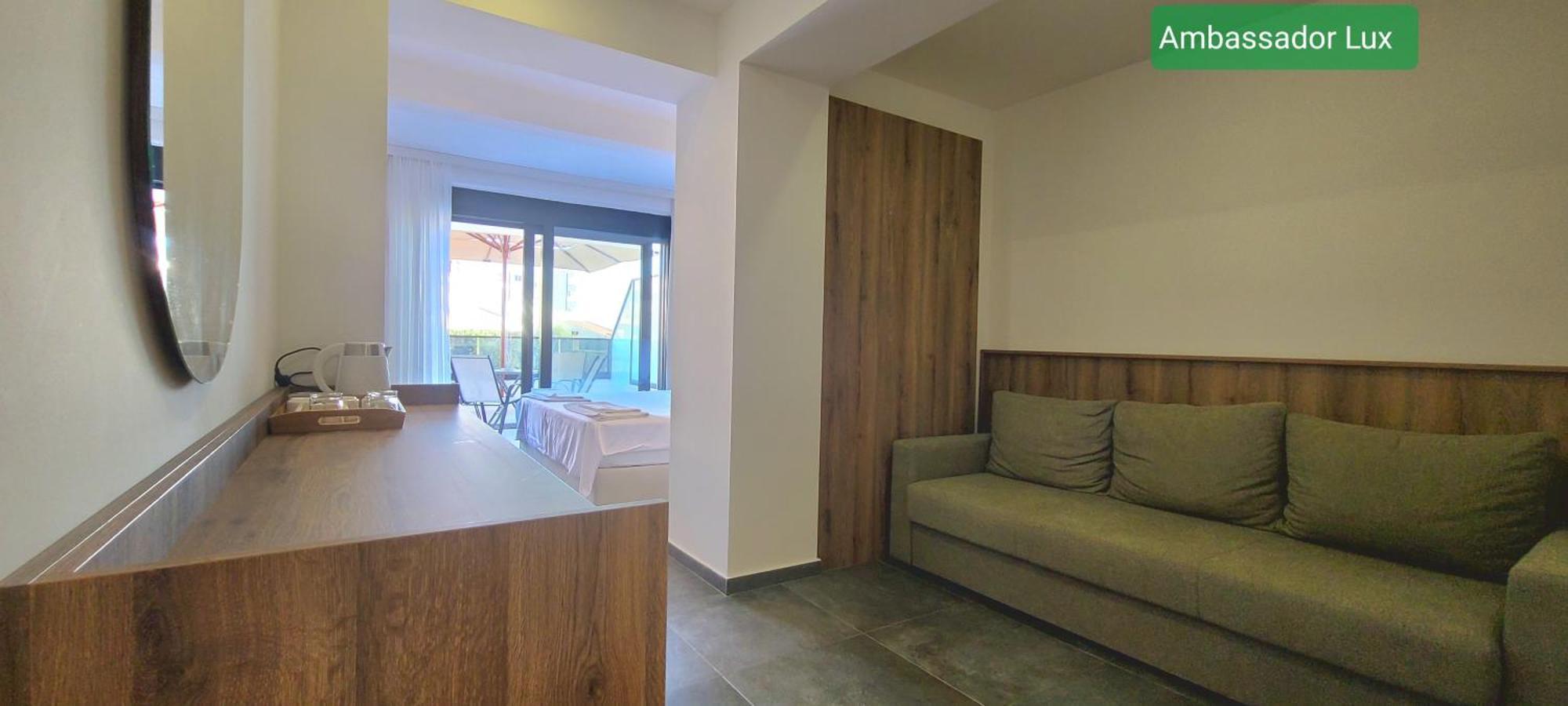 Ambassador & Ambassador Lux Apartments Ulcinj Exterior foto